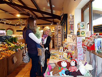 Mums and toddlers in the shop