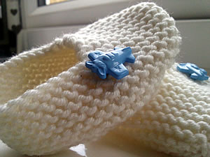 Little Aeroplane cashmere pram slipper