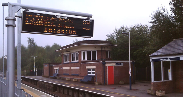 Modern dot-matrix signage at Templecombe station